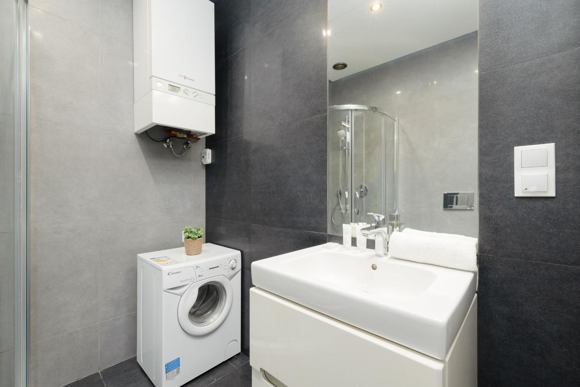 Central Planty Park Apartment Lobzowska By Noclegi Renters Cracovie Extérieur photo